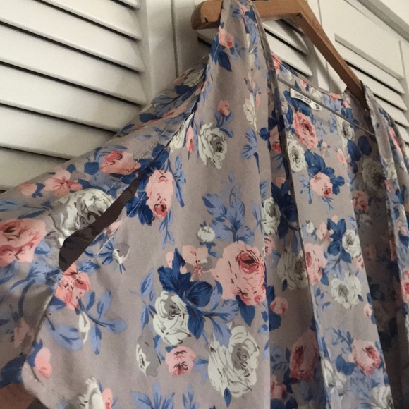 Leshop Floral Kimono - Picture 3 of 7